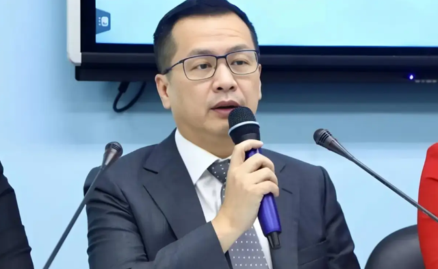 党魁改选终于有选手挺“一国两制”！洪秀柱的支持对象让人意外！