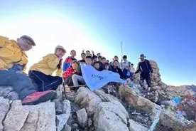 上春山，顶上见！“青城十峰”爬过几个？图片