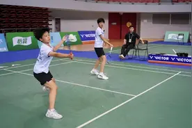 女单、女双闯入四强 河南小将出彩全国羽毛球U10-U11总决赛图片
