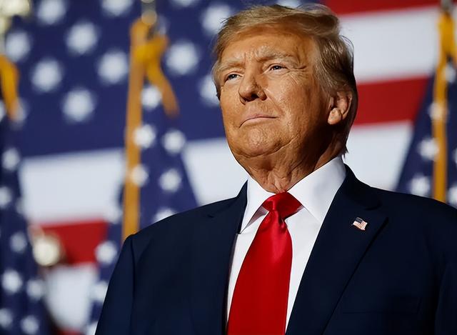 美国罕见退了一步，特朗普暂停对中国实体出台新的出口管制？给中国独一份待遇，只为让中国答应一件事？