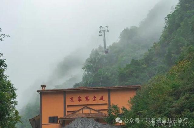 重庆最红的区县，曾经深度贫困不通铁路，却隐藏着绝美的风景