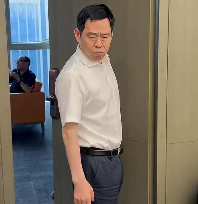 又一汽车暴雷！三年亏183亿，坑惨老百姓，员工整天围堵董事长