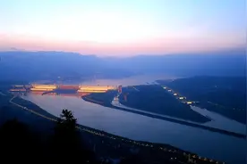 终会炸毁2500亿建三峡大坝，却遭9位专家反对，17年过去回本了吗图片