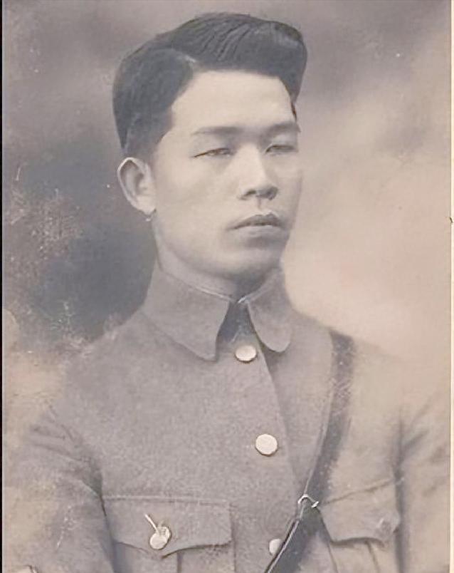 蒋介石临终前告诉蒋经国：我这一生只敬佩一人，畏惧两人!