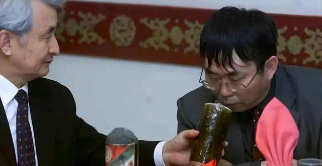 聂卫平离世仅1天，恶心的一幕上演，私生活被扒，郎平也受波及