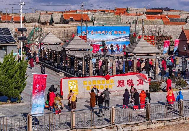 畅游威海·首站荣成 | 全省推广！快启程，住进世界级渔村的童话海草房