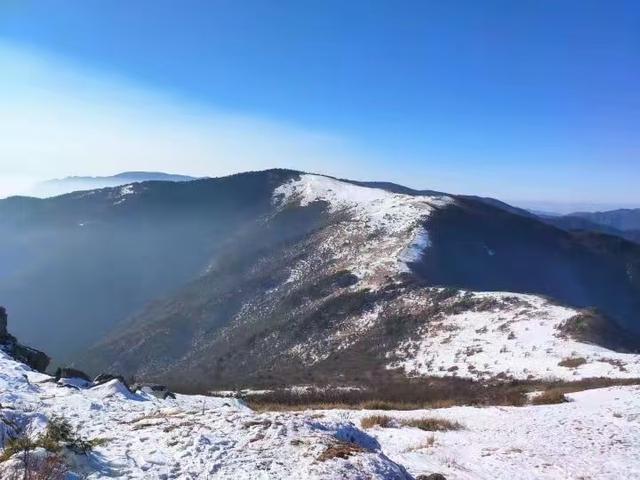 秦岭山脉，海拔超过2000米的山峰有哪些