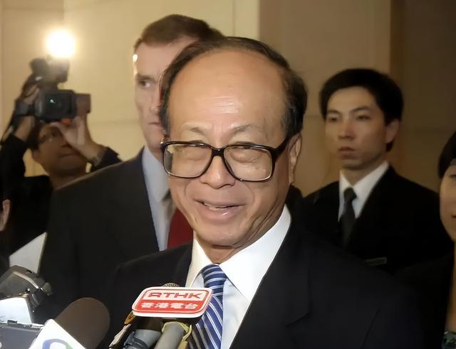 真没想到，香港的一场大火，竟让人看清了李嘉诚的“真面目”