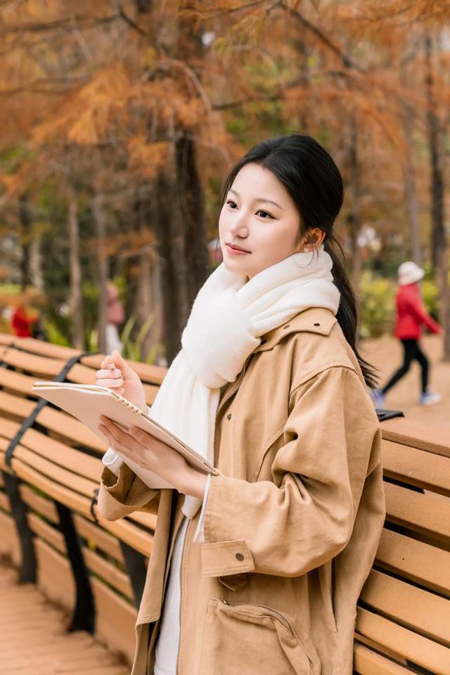 莲花山落羽杉，红了！