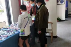 全红婵再次证实了广东人标配，原来广东人真的可以穿拖鞋走天下图片