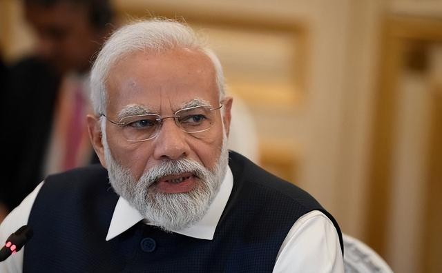 3000公斤炸药引爆首都，外资撤离警报拉响，莫迪终于等到开战借口