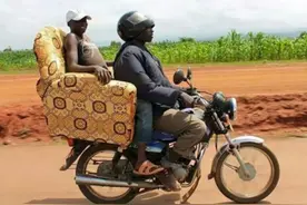 中国摩托车攻入非洲，最大的对手竟是印度，别再重蹈东南亚覆辙图片