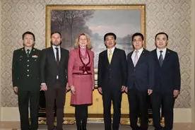 战争要结束了？泽连斯基妥协，中方坐火车抵达基辅，传递明确信号图片