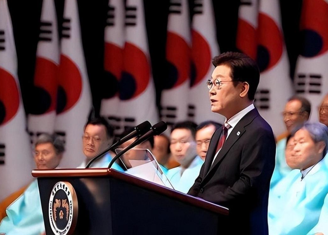 出大事了	，日首相月底或换人，高市投靠李在明，二人要来这里密谈