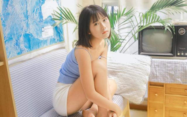 逗女生开心的幽默套路：不尬还管用，让她笑出小梨涡
