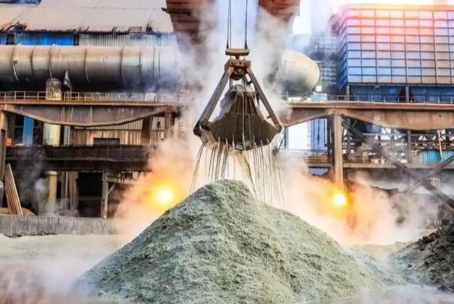 美澳新菲在南海挑衅，解放军出动军舰比4国还多！局势走向已明了