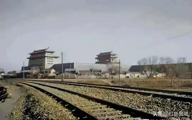 1923年，一名瑞典人来到中国，拍到了完整的北京城墙！太壮观了