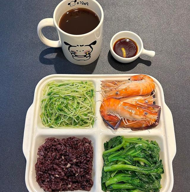 “瘦下来都是我应得的”：一个月28斤，减脂餐食谱分享