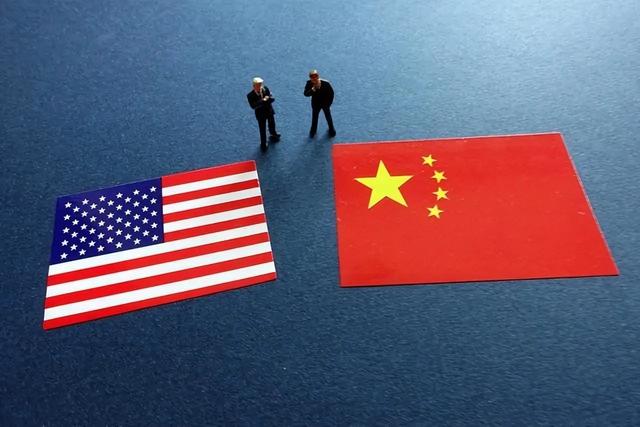 1架专机抵华，中方迎来一位稀客，沙利文：特朗普帮中国“大忙”