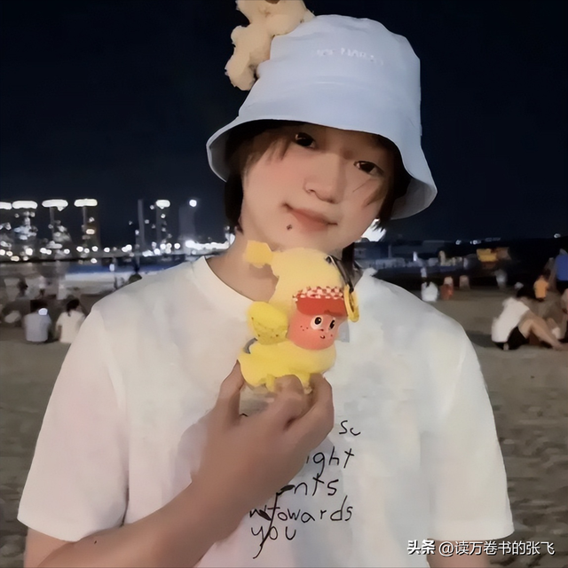 “捐款事件”升级，全红婵的雕像被建议拆除，陈芋汐的话应验了