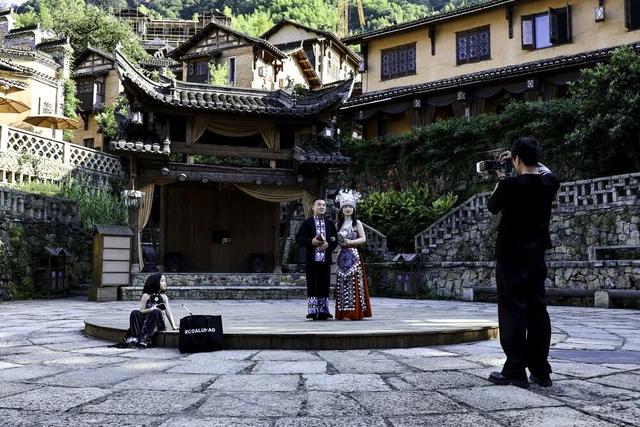 望仙谷被错认成日本景区，我外交官纠正：这是在中国，不是日本！