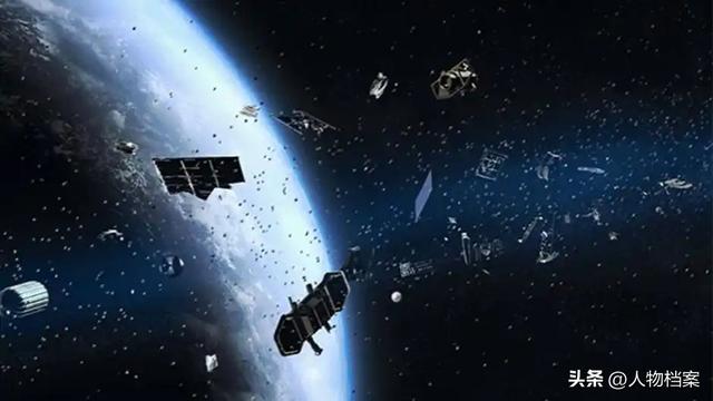 太空碎片威胁升级，神舟二十号飞船遭撞击，6名航天员能否长驻？