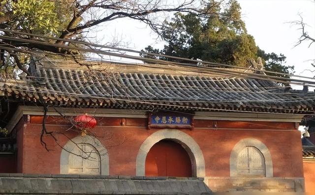 揭秘北京最神寺庙：508年不对外开放，地位堪比故宫和中南海！