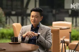 亲爹举报儿子经手的6000万贷款，《城中之城》里杀红眼了！图片