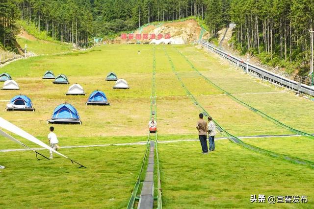 宜春雪场的夏天，藏着什么秘密？