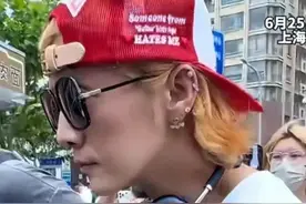 邓超爆哭关晓彤举止反常，本人多次被拍就医，鹿晗真的得重病啦？图片