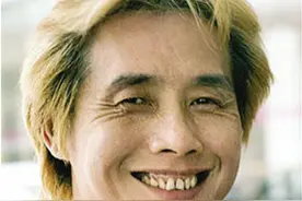 老谋深算邓建国：认14岁干女儿，等了5年亲手培养了一个小妻子图片