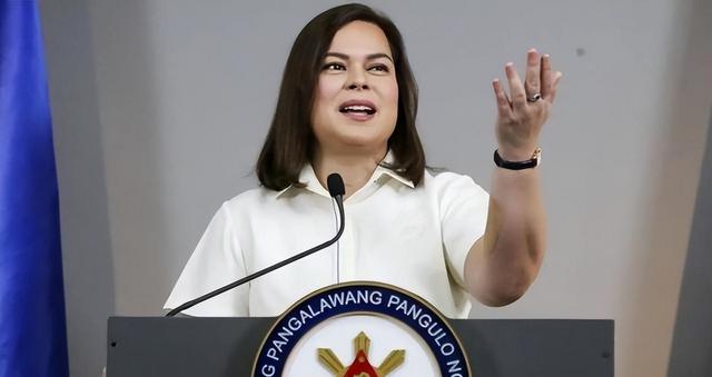 菲律宾彻底炸锅！民众怒吼：马科斯赶紧下台，让位杜特尔特女儿