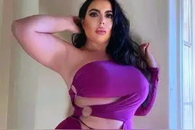 大码模特Nicole Grimaldi：这身材把时尚圈“炸”翻了！图片