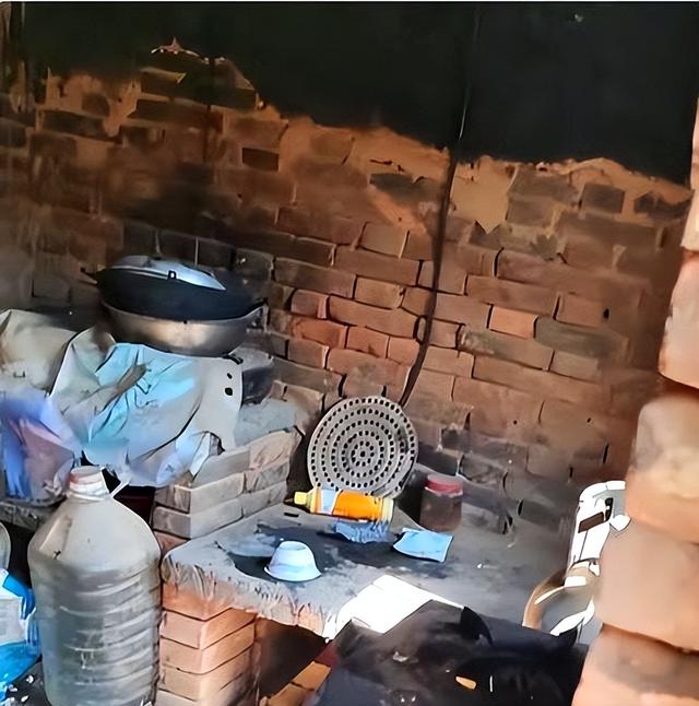 天崩开局，679分寒门贵子被国防科技大学录取，恶心的一幕出现了