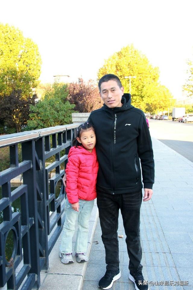 蓝天白云·径去西城拍片