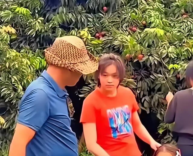 人心不足蛇吞象！人民日报点名，揭开全红婵真实处境，误会太深