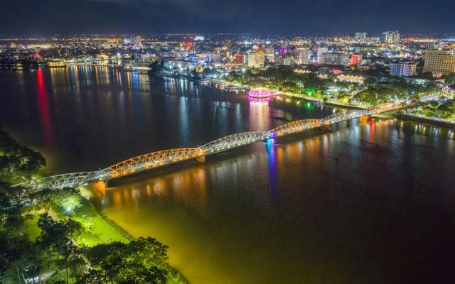 广西有座冷门的避暑小城，人少景美，物价不高，知道的人不多