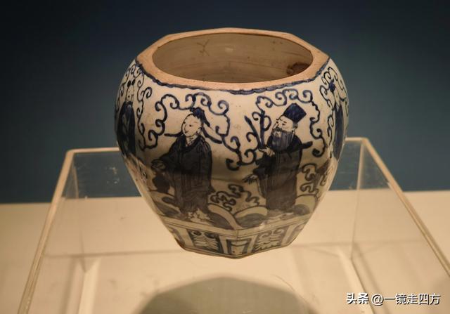 在辽宁省博物馆新馆的一楼特展区，能集中看到不少这里的镇馆之宝