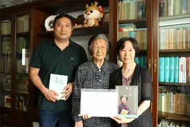 江南大学人文学院拜访“人民教育家”于漪老师图片