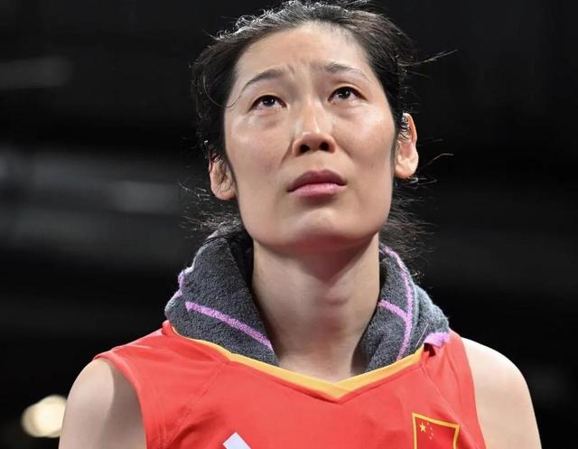 “远走”意大利10个月，官媒揭开朱婷真实处境，郎平说的一点没错