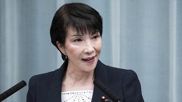 金正恩单膝跪地，悼念毛岸英，3大信号很明确，中朝友谊不容挑战
