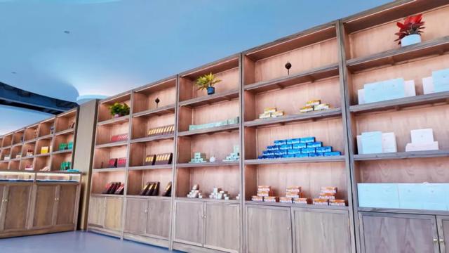 北疆文化 遇鉴赛罕 | 赛罕区八拜湖：百年药香浸润湖畔，文旅地标绽放绘新篇