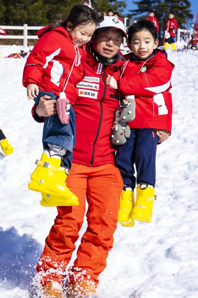 手慢无！明月山滑雪季早鸟票限量开抢，最低198元薅到爽！