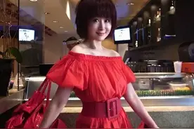 潘迎紫比你年轻多少岁图片