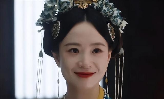 这跟不穿有啥区别？32岁李梦真空上阵，几乎全裸，简直太大胆
