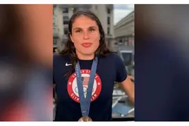 我不是肥胖，而是强壮。女子橄榄球选手质疑BMI体重指数图片