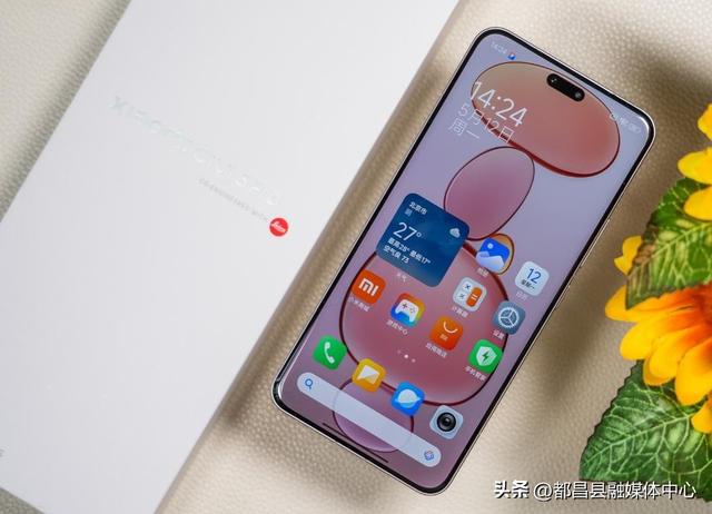 3000内公认“拍照好颜值高”的5款手机，8月重点考虑，拍照很清晰