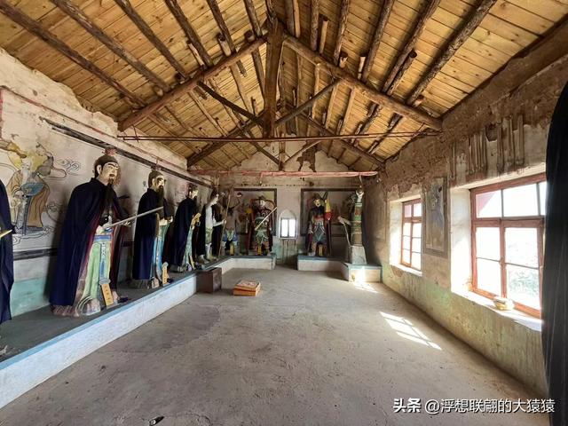 我，终于登上了岳阳山之巅！（博山登山记）