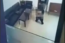 难为情！妇女主任与村书记会后情不自禁，不料被监控全程直播！图片