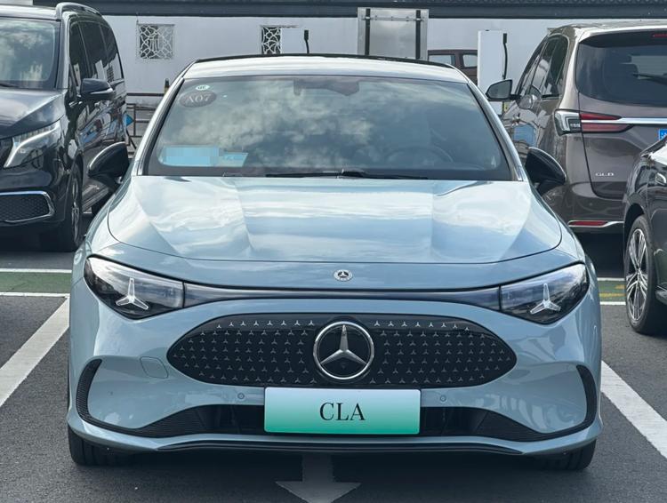 奔驰CLA纯电_奔驰c级选装抬头显示_CLA纯电设计评价